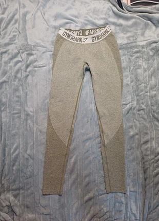 Legging GymShark Femme - Vert Green - Taille M/38/10 - Excellent Etat, brand: Gymshark, condizioni: Ottime, taglia: M / IT 42 / EU 38, €25.00, €26.95 include la Protezione acquisti