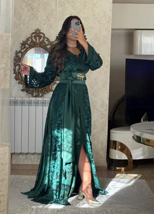 Robe brodée takchita karakou caftan algérien marocain khotba traditionnel mariage hlel henna, condition: New with tags, size: One size, €95.00, €100.45 includes Buyer Protection