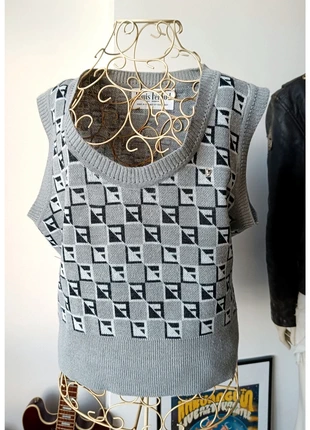 Colete Vintage padrão geometrico., marque: Vintage Dressing, état: Neuf sans étiquette, taille: XXL / 44 / 16, 10,00 €, 11,20 € Protection acheteurs incluse