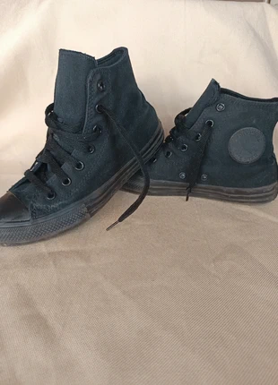 Converse montantes noires unisex – 34, marke: Converse, zustand: Gut, größe: 34, 4,95 €, 5,90 € inklusive Vinted-Käuferschutz