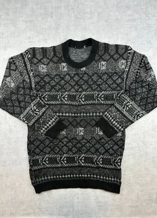 Pull Cosby tricot vintage ‘90 T-XL noir gris. COS460H, brand: Vintage Dressing, condition: Very good, size: XL, €18.00, €19.60 includes Buyer Protection Pro