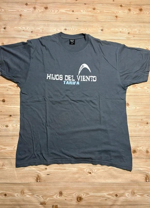 camiseta hijos del viento tarifa gris estilo surf streetwear urbana tendencia 2025 premium basic top, marca: Vintage Dressing, estado: Muito bom, tamanho: M, €3.89, €4.78 inclui Proteção do Comprador