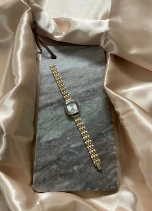 Montre pour femme vintage, marque: Vintage Dressing, état: Très bon état, taille: Taille unique, 5,00 €, 5,95 € Protection acheteurs incluse