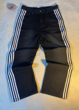 Jean Noir Oversize à Bandes Blanches Taille M style Y2K vintage, brand: Vintage Dressing, condition: Very good, size: L, €37.99, €40.59 includes Buyer Protection