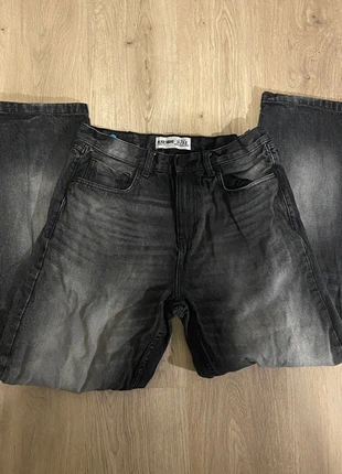 baggy jeans schwarz, marque: New Yorker, état: Très bon état, taille: M / 38 / 10, 10,00 €, 11,20 € Protection acheteurs incluse