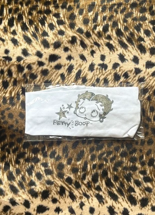 y2k betty boop white headband with rhinestone details, marke: Betty Boop, zustand: Sehr gut, 12,95 €, 13,80 € inklusive Vinted-Käuferschutz
