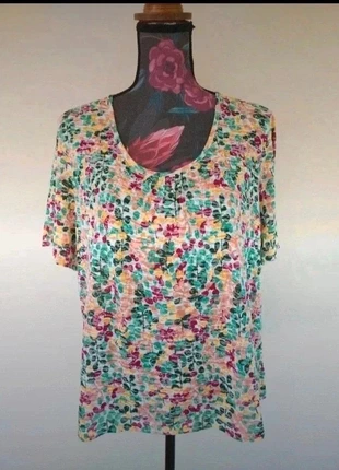 🌾 Magnifique haut léger et coloré 🌾, marque: Christine Laure, état: Très bon état, taille: XL / 42 / 14, 6,50 €, 7,53 € Protection acheteurs incluse