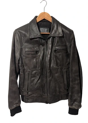 🧥 Blouson Redskins cuir véritable – Vintage – Taille M, marke: Redskins, zustand: Gut, größe: M, 35,00 €, 37,45 € inklusive Vinted-Käuferschutz