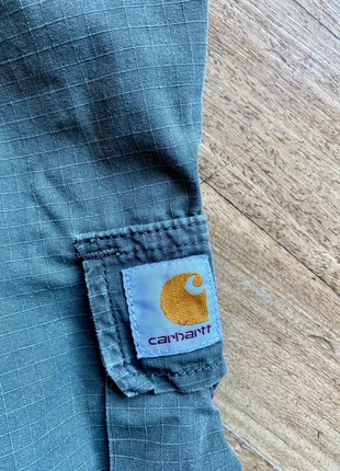 Pantaloni cargo Charartt verdi militare, marque: Carhartt, état: Très bon état, taille: M, 16,00 €, 17,50 € Protection acheteurs incluse