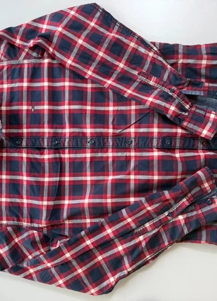 Chemise à carreaux Tommy Hilfiger Rouge taille S, marque: Tommy Hilfiger, état: Très bon état, taille: S, 3,60 €, 4,48 € Protection acheteurs incluse