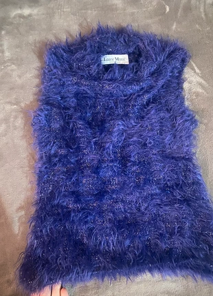 Vintage sleeveless top in vibrant purple faux-fur texture with subtle metallic shimmer, marque: Vintage Dressing, état: Très bon état, taille: S / 36 / 8, 13,00 €, 14,35 € Protection acheteurs incluse