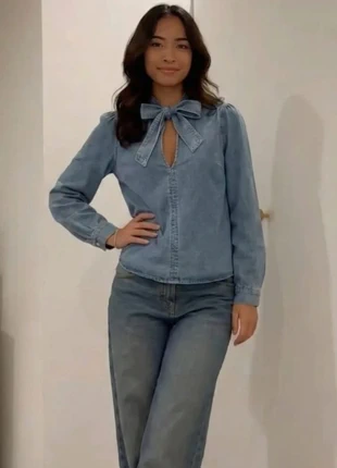 Chemise denim jean clair nœud lavallière taille M, marque: Shorty, état: Très bon état, taille: M / 38 / 10, 49,00 €, 52,15 € Protection acheteurs incluse