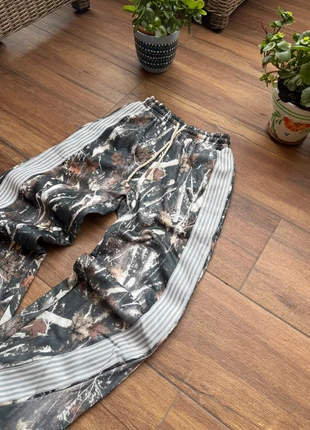 Jogger gris oversize unisex con rayas laterales, marque: y2k, état: Neuf sans étiquette, taille: M, 25,00 €, 26,95 € Protection acheteurs incluse