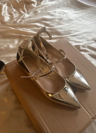 Goldene Schuhe, marque: no name, état: Très bon état, taille: 37, 4,00 €, 4,90 € Protection acheteurs incluse