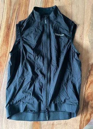 Grip Grab sleeveless vest, merk: GripGrab, staat: Nieuw zonder prijskaartje, € 45,00, € 47,95 inclusief Kopersbescherming