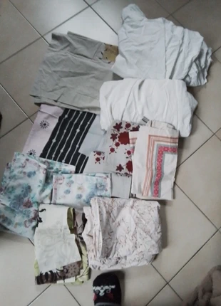 2 draphousse 2 pers taies d'oreillers plusieurs dimensions et 1 grande housse de traversin, staat: Goed, maat: 120-140 x 190-200 cm, € 4,00, € 4,90 inclusief Kopersbescherming