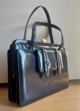 Borsetta vintage anni ’60 in vera pelle blu con interno rosso, elegante, fatta a mano, brand: vera pelle vintage, condizioni: Ottime, €59.00, €62.65 include la Protezione acquisti