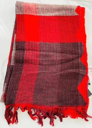 Écharpe Zara Taille M Neuf, marque: Zara, état: Neuf avec étiquette, 9,99 €, 11,19 € Protection acheteurs (Pro) incluse