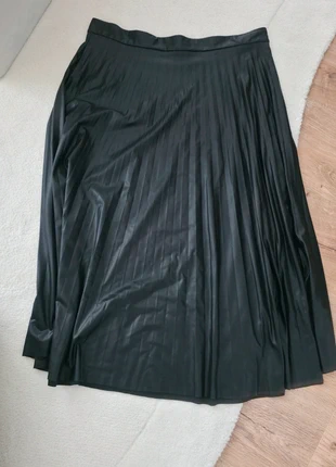 Saia plissada, brand: Deeluxe, condition: Very good, size: XL / 42 / 14, €8.00, €9.10 includes Buyer Protection