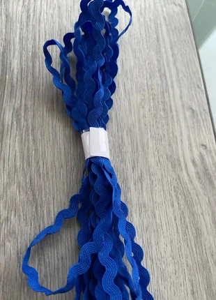 3 mètres de croquet serpentine bleu, condition: Very good, €1.00, €1.75 includes Buyer Protection