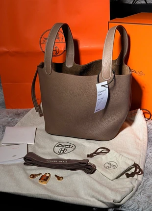 Hermès Picotin leather tote Etoupe, marque: Hermès, état: Très bon état, 1 100,00 €, 1 122,00 € Protection acheteurs incluse