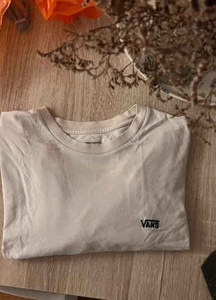 T-shirt vans oversize, marca: Vans, estado: Muito bom, tamanho: M, €4.00, €4.90 inclui Proteção do Comprador