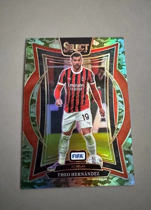2024-25 Panini Select FIFA Soccer Terrace Camo Prizm /135 - Theo Hernandez AC Milan, marque: Panini, état: Comme neuf, 2,50 €, 3,33 € Protection acheteurs incluse