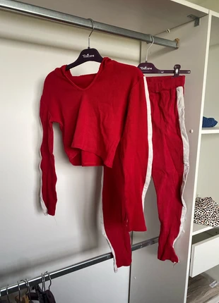 Ensemble jogging, condizioni: Ottime, taglia: S / IT 40 / EU 36, €10.00, €11.20 include la Protezione acquisti