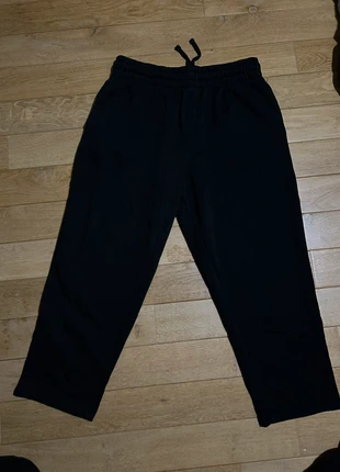 Jogging large, marque: Primark, état: Très bon état, taille: L, 5,00 €, 5,95 € Protection acheteurs incluse