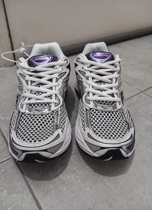 Saucony Omni 9, brand: Saucony, condition: New without tags, size: 43, €67.99, €72.09 includes Buyer Protection