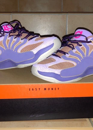 Nike KD18, marque: Nike, état: Neuf avec étiquette, taille: 40,5, 140,00 €, 147,70 € Protection acheteurs incluse