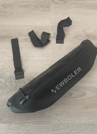 Sac de cadre triangulaire de 2L (Cyclisme) - Neuf, brand: Sacoche vélo cyclisme, condizioni: Nuovo senza cartellino, €24.90, €26.85 include la Protezione acquisti