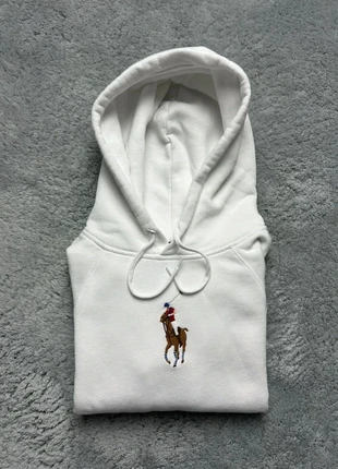 Sweat à capuches Ralph Lauren blanc avec logo brodé au centre taille S, brand: Ralph Lauren, condizioni: Ottime, taglia: S / IT 40 / EU 36, €39.00, €41.65 include la Protezione acquisti Pro
