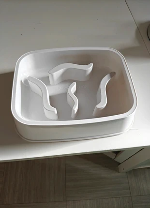 Grosse gamelle anti glouton, marque: Friskies, état: Très bon état, 5,00 €, 5,95 € Protection acheteurs incluse