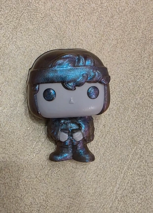 Kinder Stranger Things - Dustin VC262, marca: Kinder, estado: Novo sem etiquetas, tamanho: Tamanho único, €1.00, €1.75 inclui Proteção do Comprador