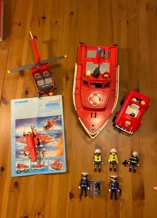 Playmobil 9503 + 2 figuras polícia, marca: Playmobil, estado: Muito bom, tamanho: 3 anos / 98 cm, €10.00, €11.20 inclui Proteção do Comprador