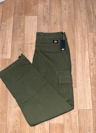 Eagle Bend Pant Cargo Militaire Dickies, marque: Dickies, état: Neuf avec étiquette, taille: W33 | FR 42, 60,00 €, 63,70 € Protection acheteurs incluse