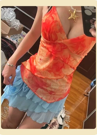 Top fleuri drapé orange & rouge, staat: Heel goed, maat: S / 36 / 8, € 24,99, € 26,94 inclusief Kopersbescherming