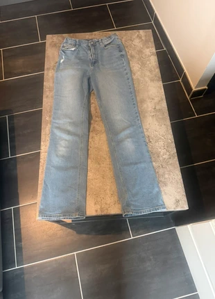 Jeans pattes d éléphant, marque: Kiabi, état: Très bon état, taille: 12 ans / 152 cm, 2,00 €, 2,80 € Protection acheteurs incluse