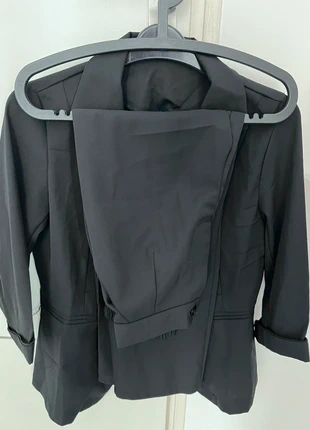 Ensemble tailleur, marque: Je ne sais quoi, état: Neuf sans étiquette, taille: M / 38 / 10, 10,00 €, 11,20 € Protection acheteurs incluse