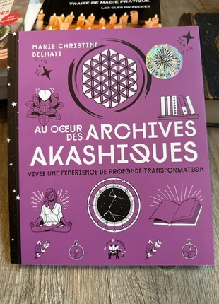 Au cœur des archives Akashiques, état: Très bon état, 9,00 €, 10,15 € Protection acheteurs incluse