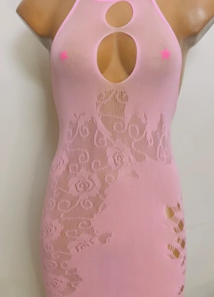 Pink lace-pattern dress, état: Neuf sans étiquette, taille: Taille unique, 3,60 €, 4,48 € Protection acheteurs incluse