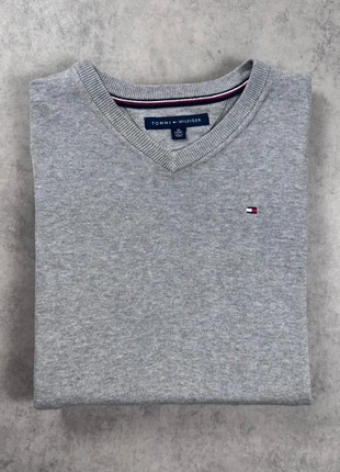 Pull / Sweat col V Tommy Hilfiger logo poitrine Brodé | Taille XS Homme | 100 % Coton | Gris, marca: Tommy Hilfiger, estado: Muito bom, tamanho: XS, €24.00, €25.90 inclui Proteção do Comprador