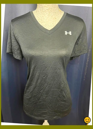 Haut de sport Under Armour noir pour femme taille L, marque: Under Armour, état: Très bon état, taille: L / 40 / 12, 9,00 €, 10,15 € Protection acheteurs (Pro) incluse