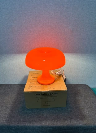 Lampe mushroom / champignon orange, neuve, condizioni: Nuovo con cartellino, €24.99, €26.94 include la Protezione acquisti