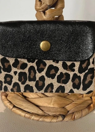 Porte-monnaie léopard cuir noir, état: Très bon état, 9,00 €, 10,15 € Protection acheteurs incluse