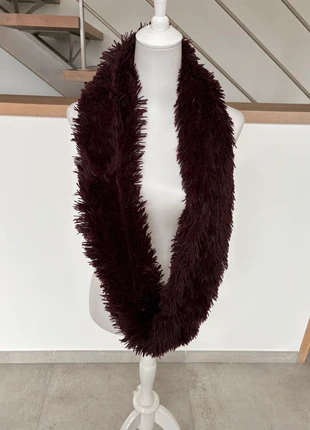 Écharpe bordeaux, condition: Very good, €3.00, €3.85 includes Buyer Protection