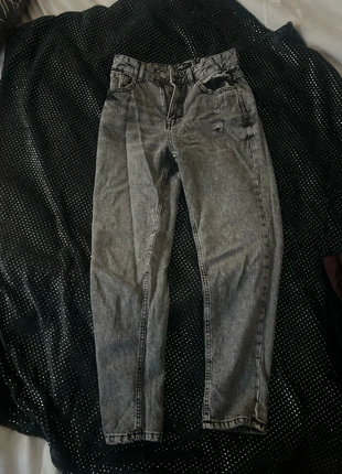 Jean gris, marque: Confort, état: Très bon état, taille: XS / 34 / 6, 15,00 €, 16,45 € Protection acheteurs incluse