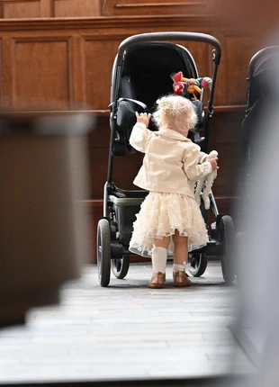 Spijkerjasje maat 98 Le Chic, merk: Le Chic, staat: Heel goed, maat: 3 jaar / 98 cm, € 5,00, € 5,95 inclusief Kopersbescherming