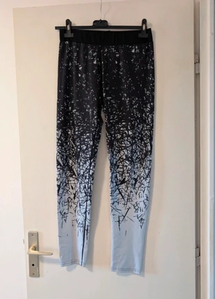 Legging de Sport "Disko Sport" Dégradé Noir & Blanc - Taille XL, marque: disko sport, état: Très bon état, taille: XL / 42 / 14, 4,00 €, 4,90 € Protection acheteurs incluse